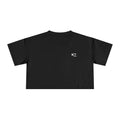 Icy Culture crop tee em preto com logótipo branco no peito esquerdo. Manga curta, gola redonda, corte curto.